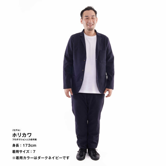【フォーマルな見た目なのに疲れない着心地】「着たくないのに、毎日着てしまう」 ジャケット / アスファルト